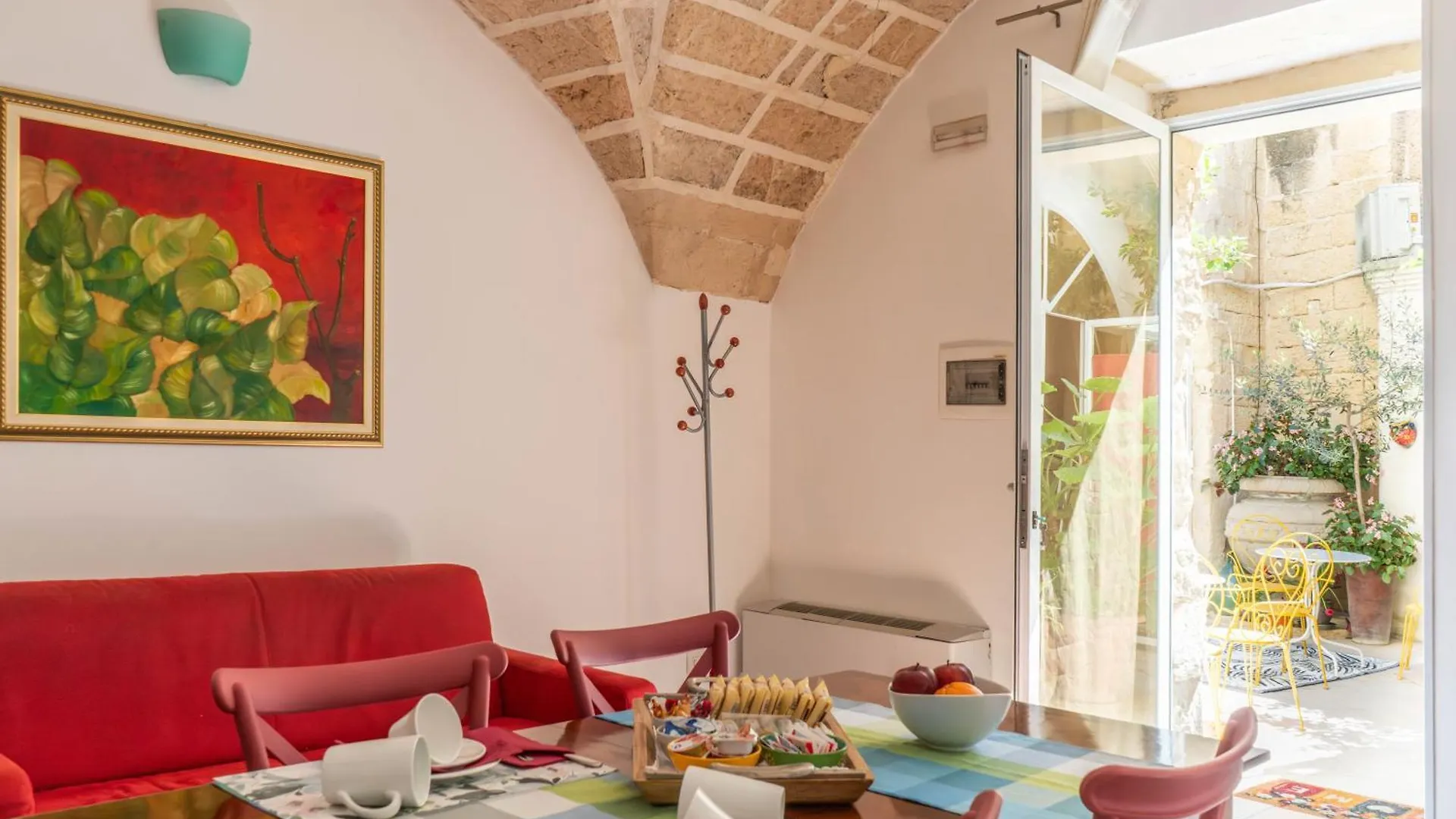 B&B Corte Dei Memoli Di Margiotta Giuseppina Lecce Italy